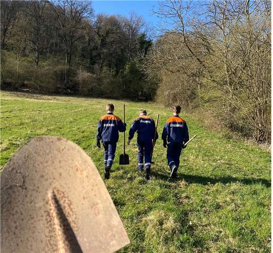 Arbeitstag in Dieblich: die Feuerwehr sorgt für freie Wege. Foto: Förderverein Freiwillige Feuerwehr Dieblich e.V.