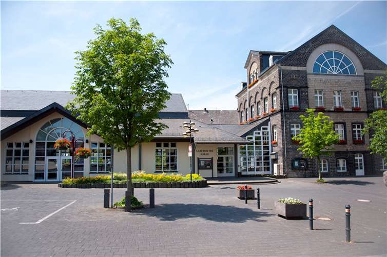 Archivbild der Laacher See Halle in Mendig vor der Coronapandemie.Foto: Verbandsgemeinde Mendig / Kappest
