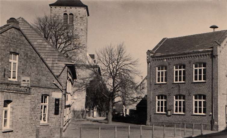 Archivfoto Schulensemble.