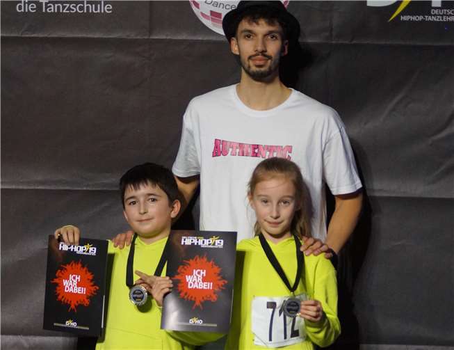 Arda Orkuklu, Gabriel Hermes, Anna Gorte (v.l.). Foto: privat