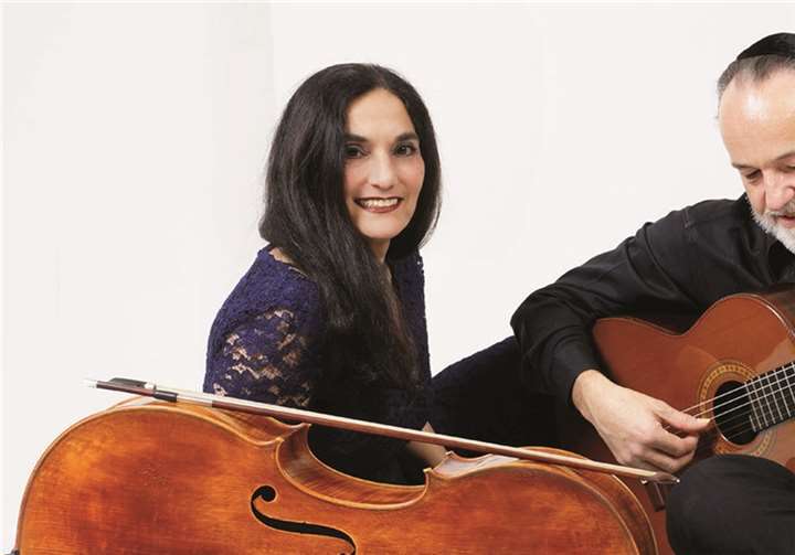 Ariana Burstein (Cello) und Roberto Legnani (Gitarre) werden am 27. April ihr außerordentliches Können unter Beweis stellen. Privat
