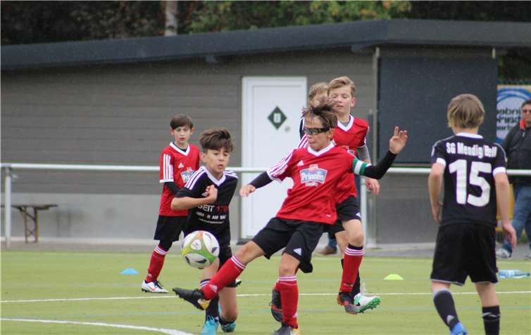 Arman Shad im Zweikampf.