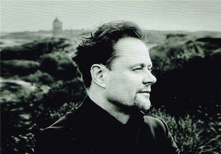 Arne Kopfermann, ein bekannter christlicher Musiker, wird diesen Abend gemeinsam mit der Musikerin Anni Gräb gestalten. privat