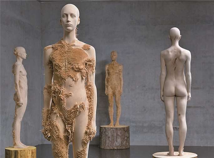Aron Demetz, Advanced Minorities, 2013 ©Aron Demetz Matthäus Kostner