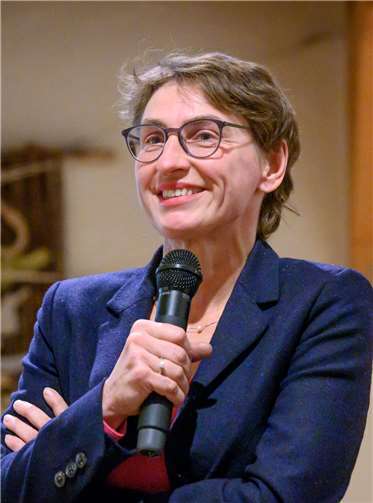 Astrid Rickert wird über die Fassproduktion vom Wald bis in den Keller informieren. Foto: privat