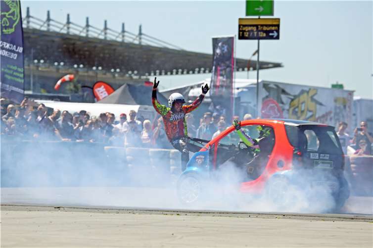 Atemberaubende Stunts bot der Portugiese Ricardo Domingos beim SPORT1 Trackday mit verschiedenen Fahrzeugen.