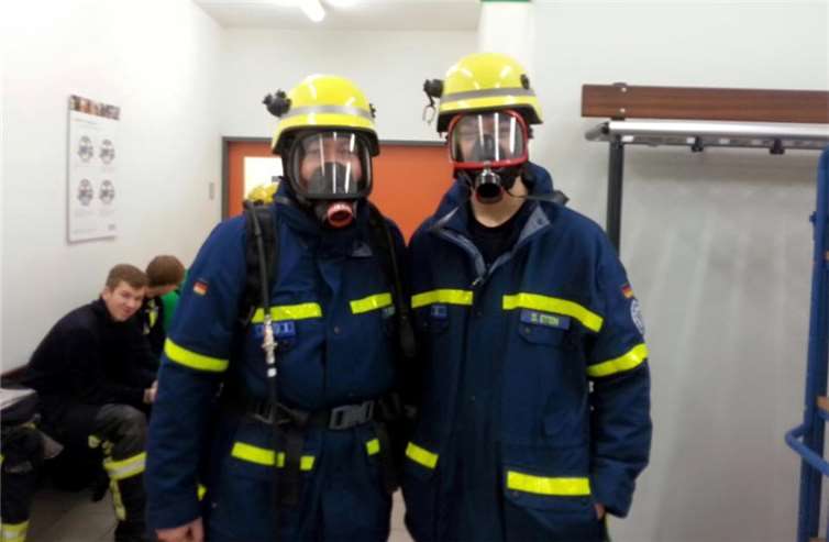 Atemschutzausbildung gemeinsam mit der Feuerwehr.