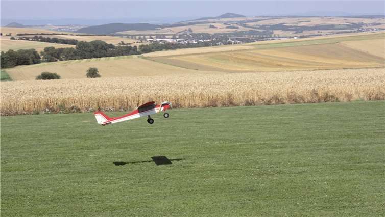 Auch Anfänger dürfen beim Schnupperkurs fliegen.privat