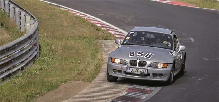 Auch Bernards-Logistik-BMW kam bei der Gleichmäßigkeitsprüfung zum Einsatz.