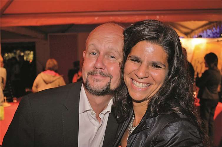 Auch Erfolgsautor und KBV-Verlags-Chef Ralf Kramp gratulierte der Cochemer Jungautorin zu ihrem schönen Erfolg.