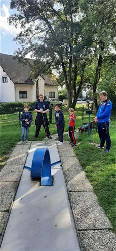 Auch Freizeitaktivitäten wie Minigolf standen auf dem Programm.
