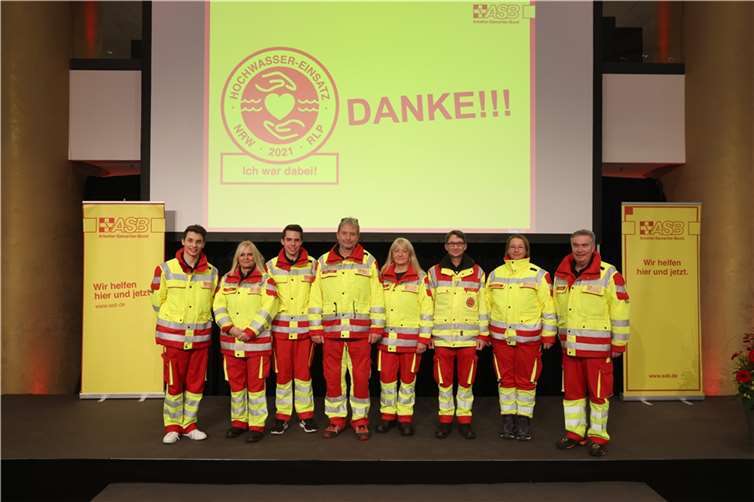 Auch Helfer aus dem Westerwald wurden geehrt. Foto: ASB RP/ Alexander Sell