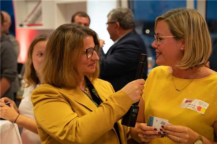 Auch Julia Klöckner (re.) gehörte zu den Besuchern.