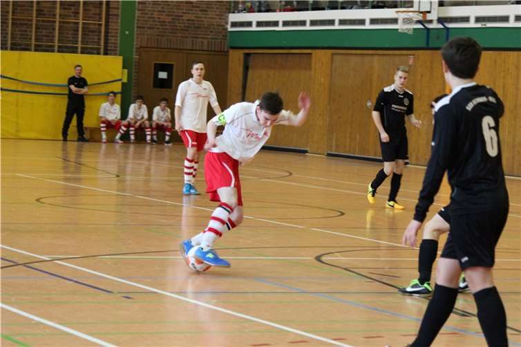 Auch Kunststücke am Ball kamen nicht zu kurz.