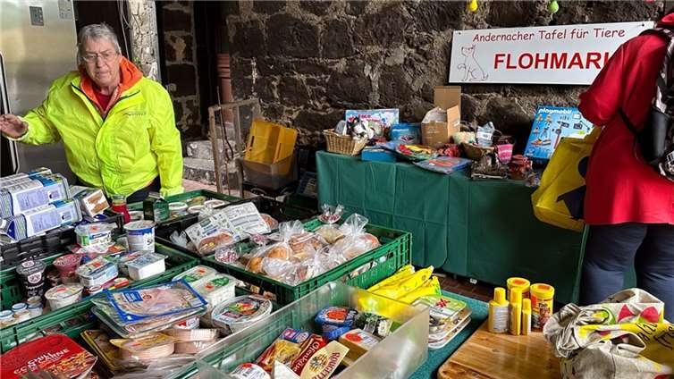 Auch Lebensmittel werden gespendet.