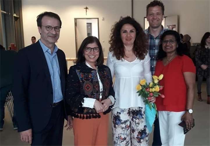 Auch Miguel Vicente (v. l.) und Zeynep Begen gratulierten.