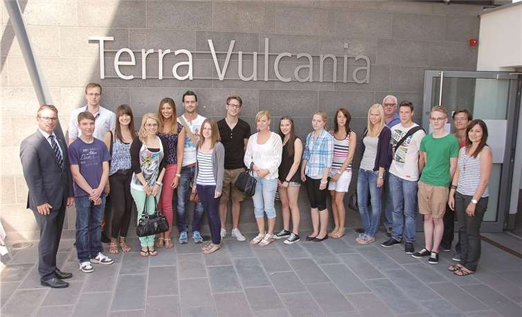 Auch Oberbürgermeister Wolfgang Treis ließ es sich nicht nehmen auf dem „Kennenlerntag“ der Nachwuchskräfte der Stadt Mayen vorbeizuschauen. Stadt Mayen