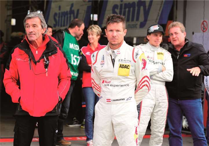 Auch Stratosphären-Fallschirmspringer Felix Baumgartner musste nach vorzeiteigenem Ausscheiden des Audi R8 von Race Experience ohne Renneinsatz die Heimreise antreten.