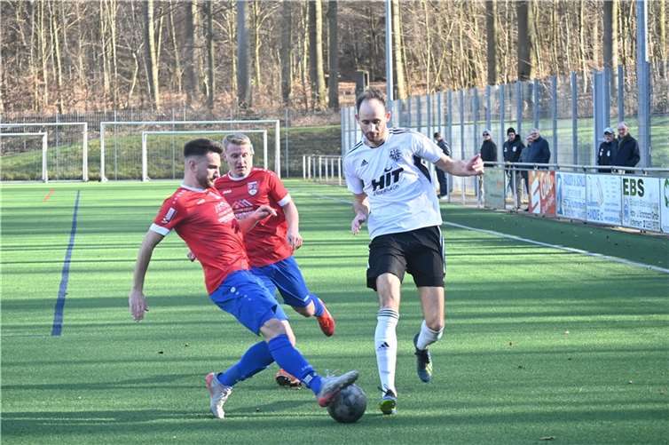 Auch Tim Schneider (rechts) konnte in Bitburg keine Wende herbeiführen. Foto: SK
