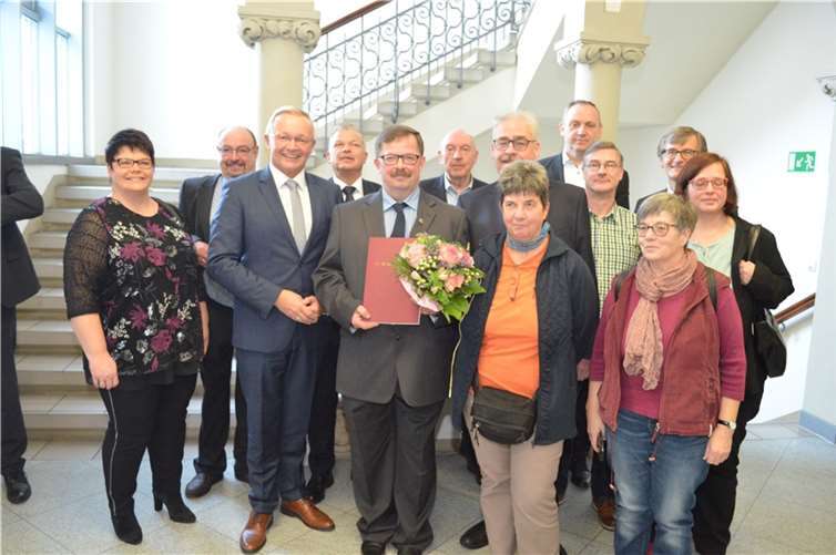 Auch Winfried Adenauer aus Vettelschoß wurde für sein ehrenamtliches Engagement ausgezeichnet. Fotos: Kreisverwaltung