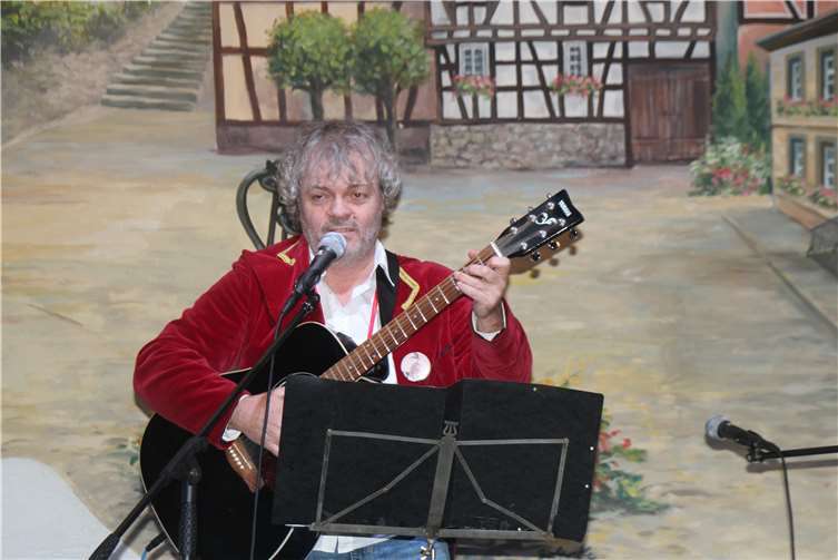 Auch „Wolle“ Jaeckert kam beim närrischen Publikum gut an.