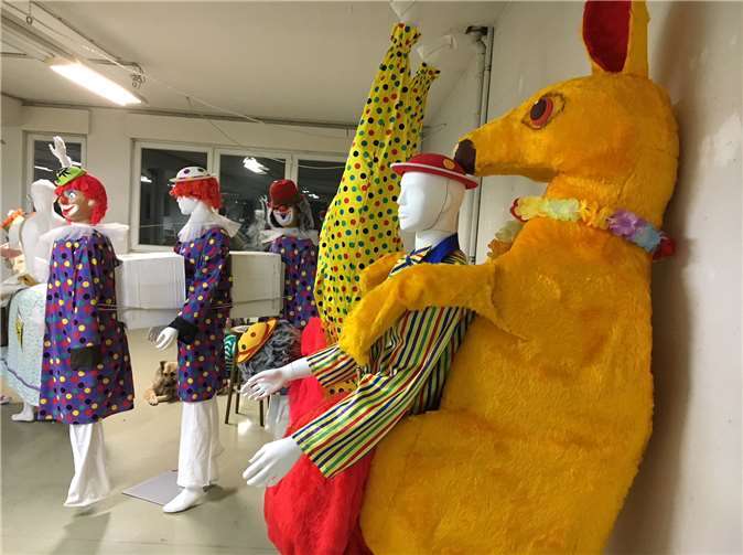 Auch als Känguru überraschte das Karnevalsoriginal die Zuschauer.Manfred Ruch