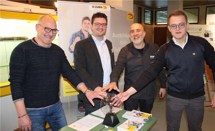 Auch am Stand der Elektro-Innung gab es einiges zu entdecken.