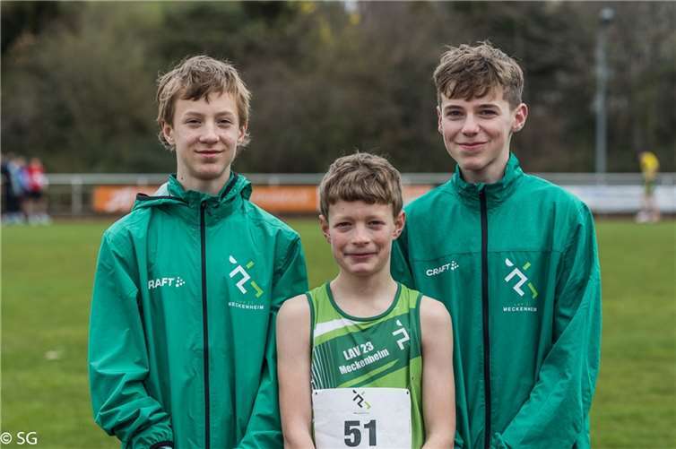 Auch an die 3×1000-Meter-Läufer Benjamin Groß, Paul Warlich und Michael Hahn (MU16) ging Silber.