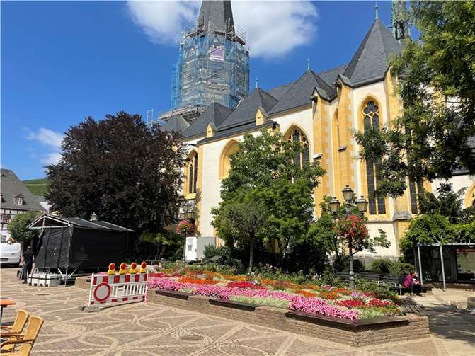 Auch auf dem Marktplatz müssen Bäume gefällt werden.  Foto: ROB