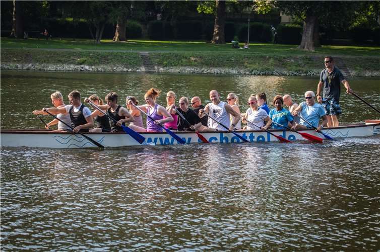 Auch auf dem Wasser schlägt sich das Team der Vulkan-Ladies sehr gut.  Foto: Vulkan-Ladies Koblenz/Weibern