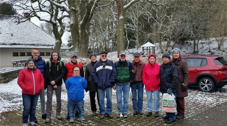 Auch bei den letzten Aktionen waren immer viele fleißige Helfer dabei. Foto: privat