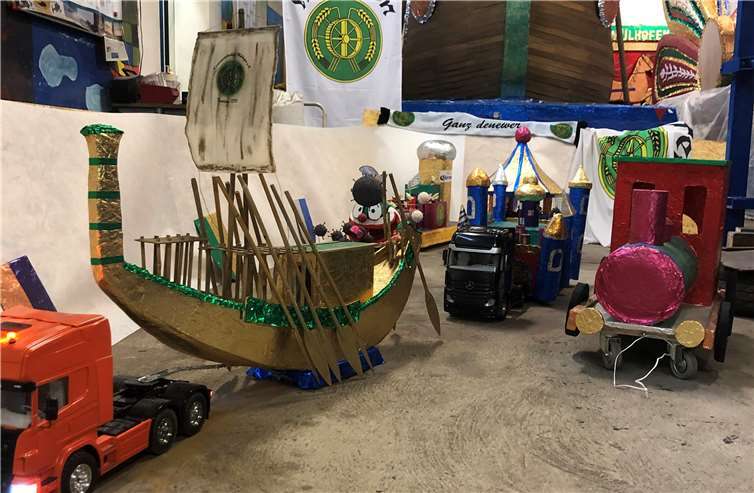 Auch beim Miniaturzug zeigte sich die Leidenschaft der KG „Ganz Denewer“ Mülhofen 1950 e.V. zum Wagenbau. Foto: KG „Ganz Denewer“ Mülhofen 1950 e.V.