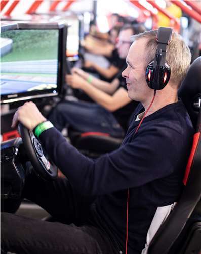 Auch beim SimRacing ist höchste Konzentration gefordert.