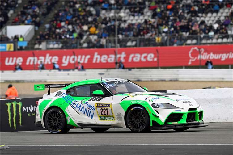 Auch beim zweiten Einsatz in einem 24h-Rennen stellte der von Teichmann Racing betreute Griesemann-Toyota GR Supra GT4 EVO unter Beweis, dass man mit umweltschonenden Treibstoffen erfolgreich Rennen bestreiten kann.