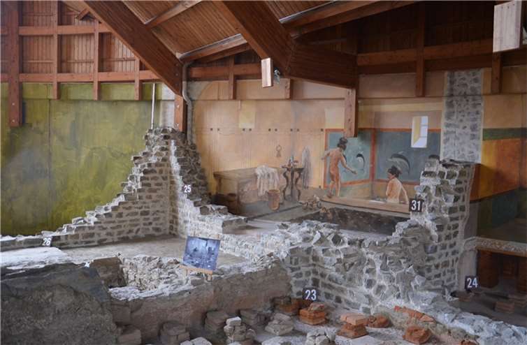 Auch das Bad der Ahrweiler Roemervilla wurde schon vor 2000 Jahren über eine Wasserleitung versorgt. Museum Roemervilla