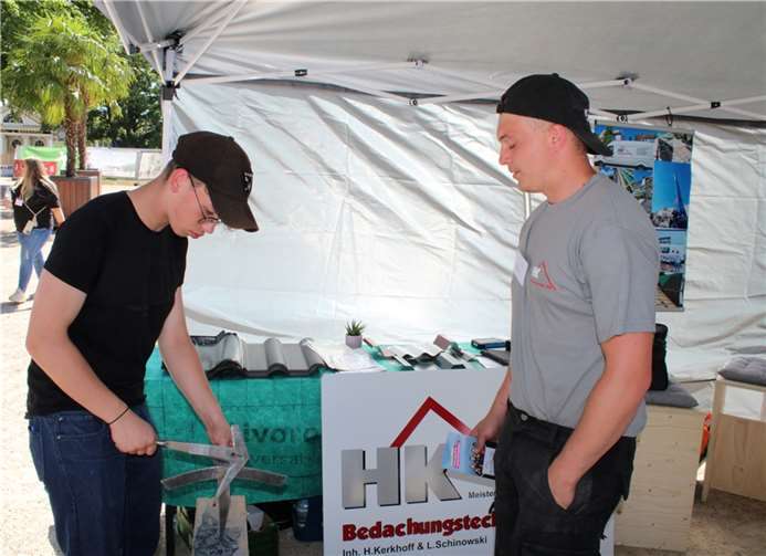 Auch das Dachdecker-Handwerk war präsent.