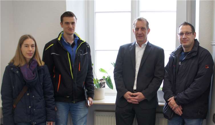 Auch das Rathaus wurde nach Schwachpunkten erkundet. privat