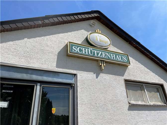 Auch das Schützenhaus am Friedrichsberg muss in Schuss gehalten werden.  Foto: ROB