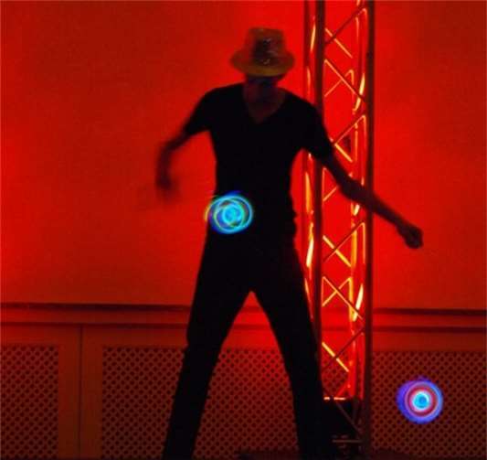 Auch das französische Pendant der Zirkusschule Nevers präsentiert einen Auszug ihres Programms. Foto: privat