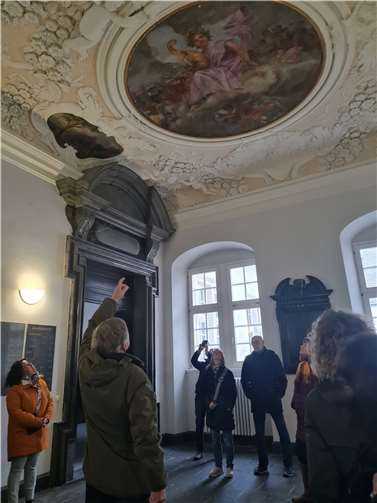Auch das historische Rathaus mit seinen prächtigen Deckengemälden konnte besichtigt werden.