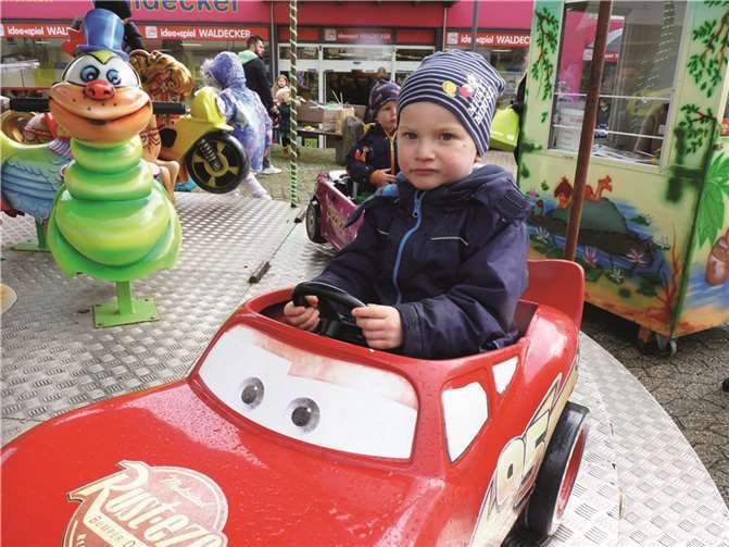 Auch das überdachte Kinderkarussell war bei den Kleinen sehr gefragt.