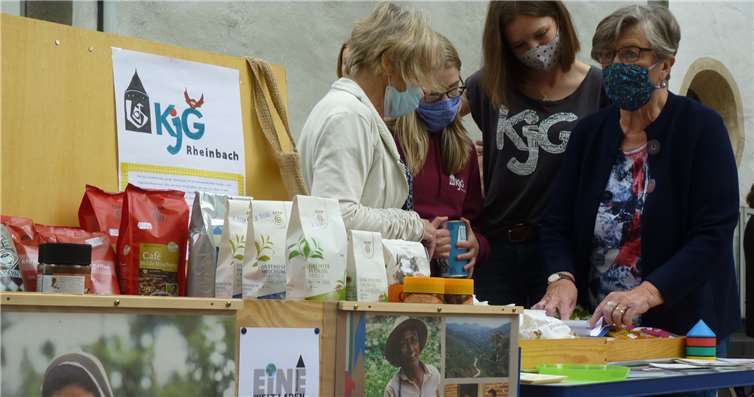 Auch der Eine-Welt-Laden ist vertreten.