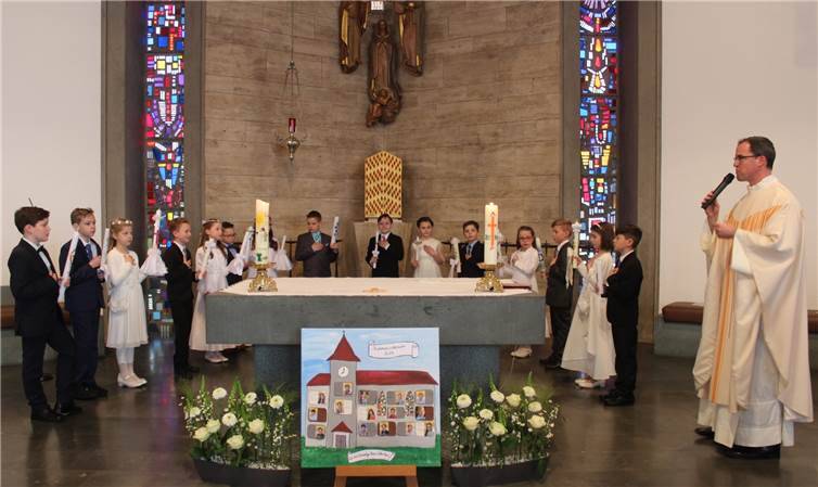 Auch der Gottesdienst stand unter dem Motto „Wir sind lebendige Steine in Gottes Haus“.  DU