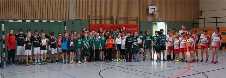 Auch der Handballnachwuchs zeigte beim Merle Cup sein Können und wurde mit Urkunden und Preisen belohnt. Foto: privat