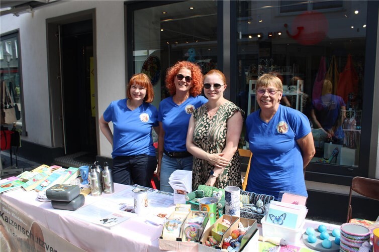 Auch der Katzenschutzverein Bad Neuenahr-Ahrweiler war mit einem Aktionsstand vertreten.