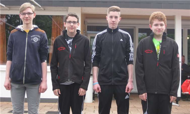 Auch der Nachwuchs machte auf sich aufmerksam: Platz eins bis vier für die BSC-Jungschützen Tobias Jung, Andreas Weinand, Jannik Stenzel, Nils Hilger. privat