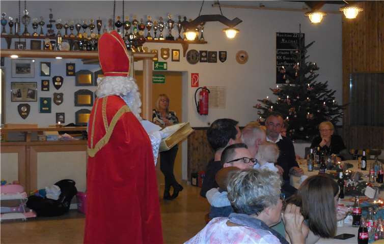 Auch der Nikolaus besuchte die Schützenbruderschaft. Privat