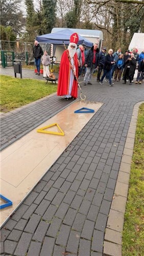 Auch der Nikolaus spielte mit.  Foto: privat