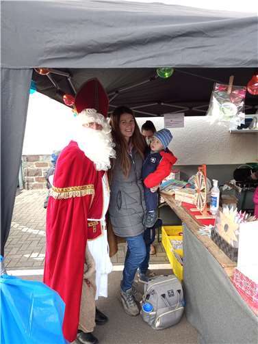 Auch der Nikolaus war da. Foto: Grundschule Niederwerth