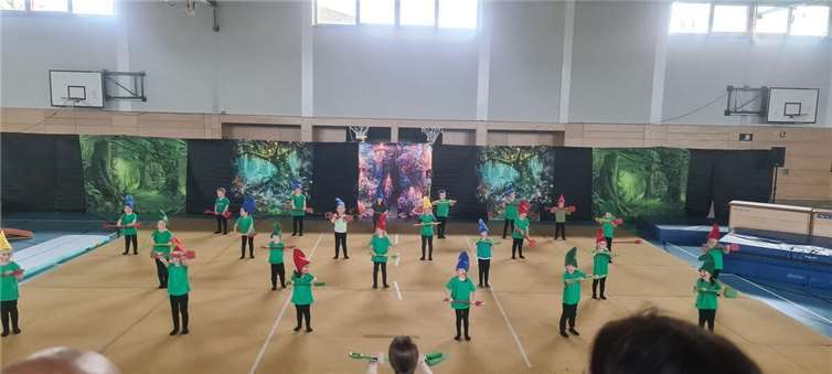 Auch die 7 Zwerge meisterten ihren Parcours nach getaner Arbeit.